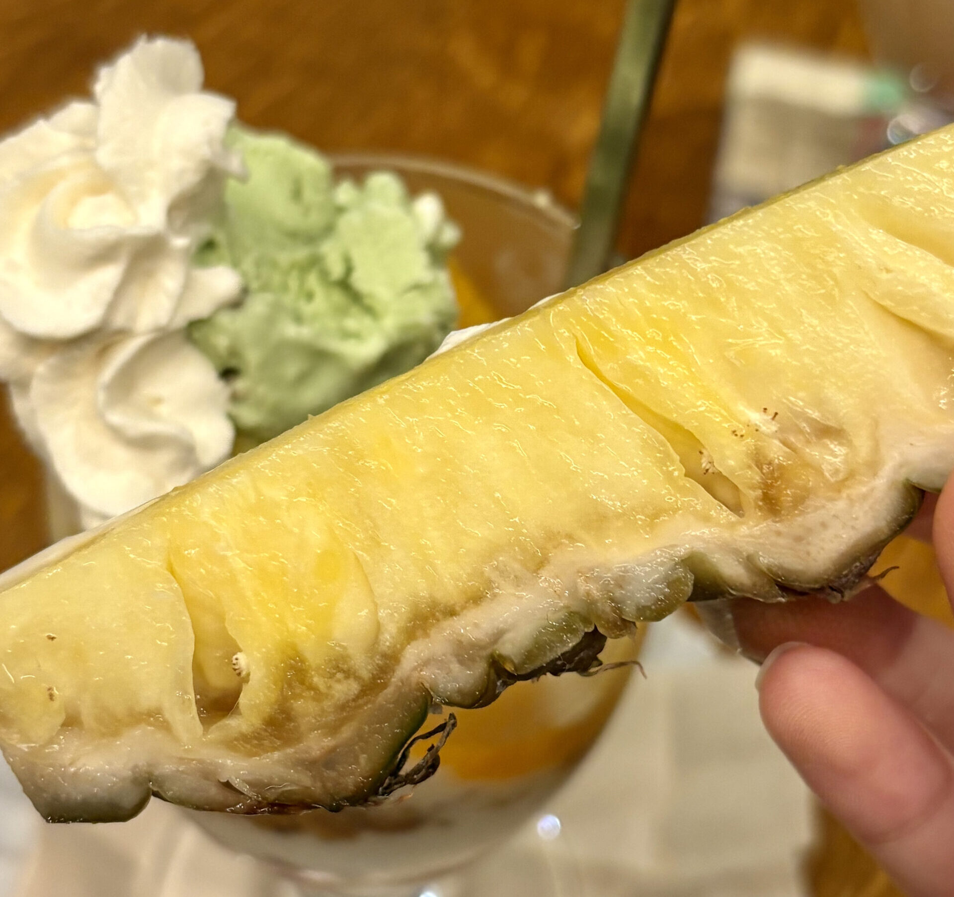 パイナップルパフェ